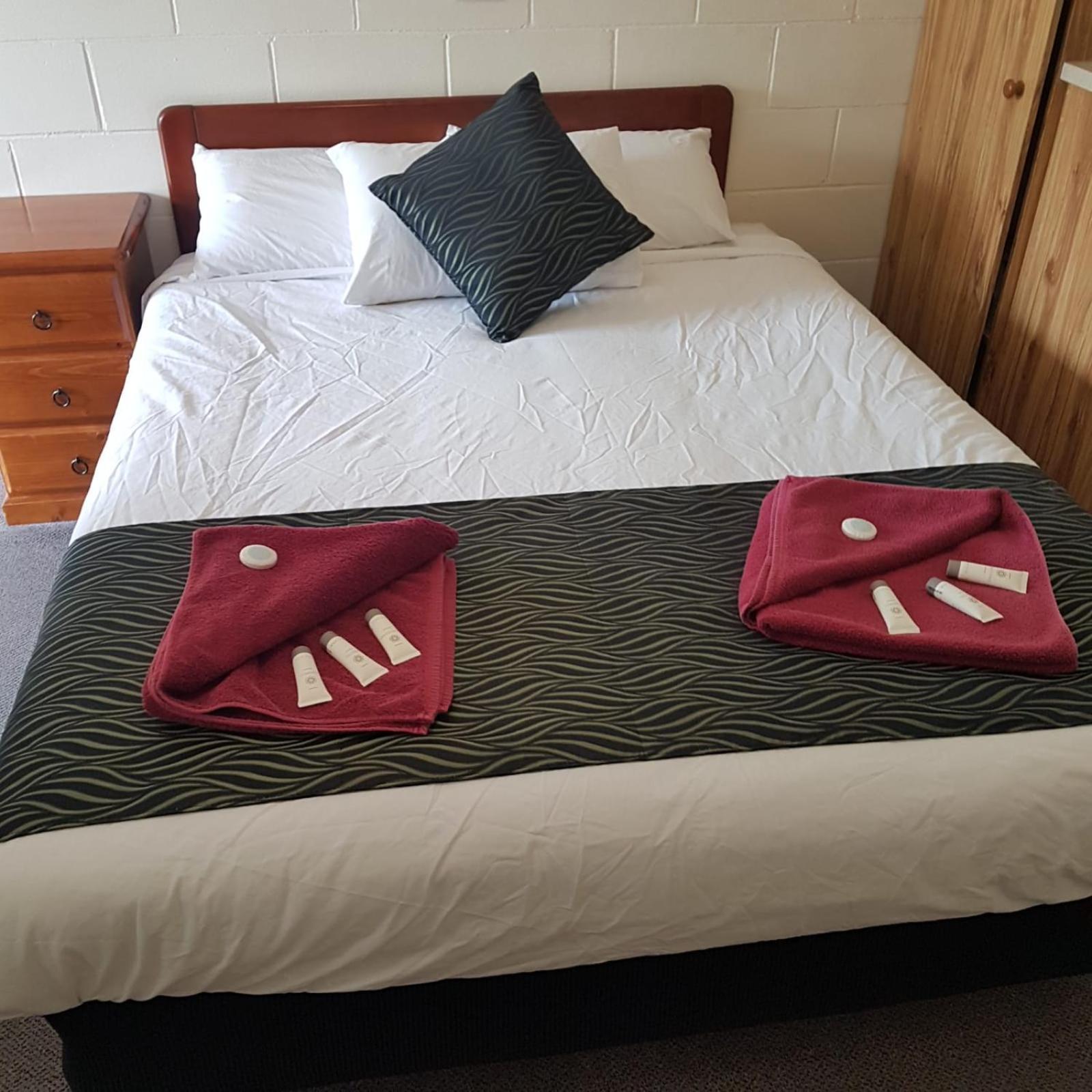 Golden Peak Motel Peakhill Peak Hill Ngoại thất bức ảnh